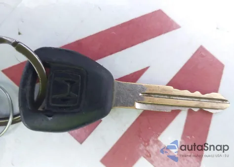 2002 Honda S2000 z USA, uszkodzony, nr VIN JHMAP11422T003618